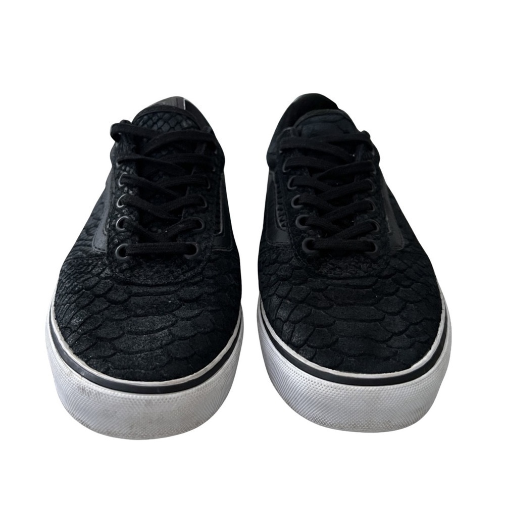 Vans Old Skool Textured Black Suede Shoes Size 9